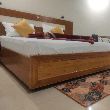 Deluxe AC Room – Comfortable Hotel Stay in Nahan — HOTEL