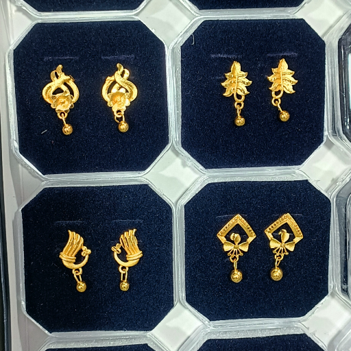 Earings golden polish in bhojpur — MUNNA KUMAR