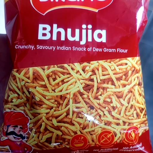 Bikano Bhujia in Suwa Lal Saini Shop | Authentic Flavors in