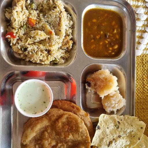 SRINIVASA CAFE - Breakfast and Lunch at Srinivasa Cafe in Srinivas | in RAIPUR